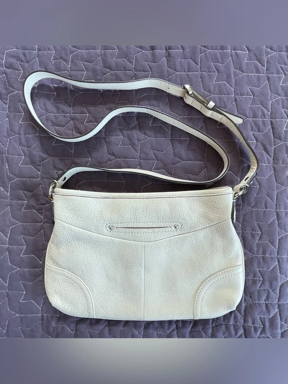 Boho-chic Indie-sleeze Y2K Designer B. Makowsky leather crossbody purse